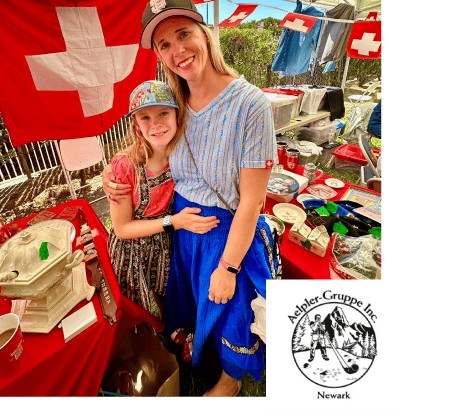 Image of a mother and daughter in the booth for Aelpler Gruppe